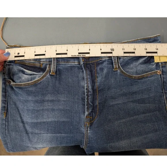 NWT Stetson High Rise Flare Jeans Womens 8 Reg Blue Denim Stretch 11-054-0921 - Picture 12 of 16